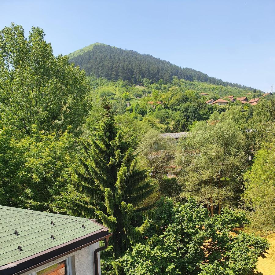 Apartments Arna Visoko Extérieur photo