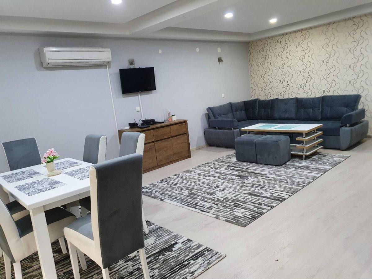 Apartments Arna Visoko Extérieur photo