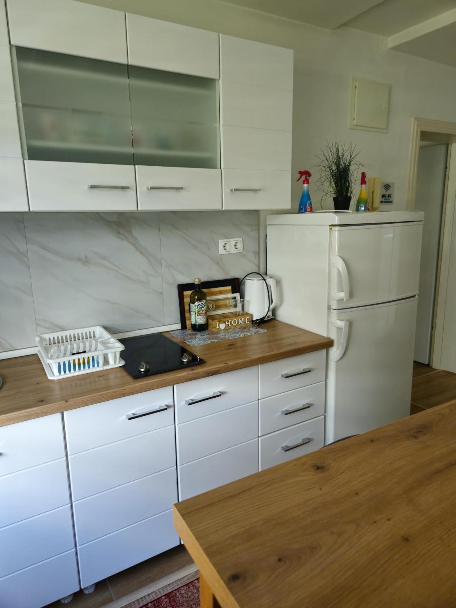 Apartments Arna Visoko Extérieur photo